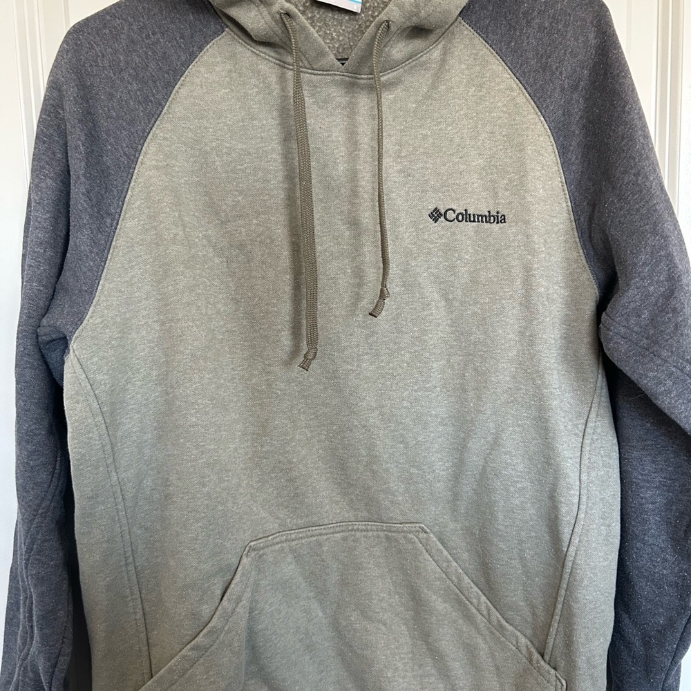 Columbia Gray Sweatshirt with Hood and Raglan Sleeves - Picture 3 of 3